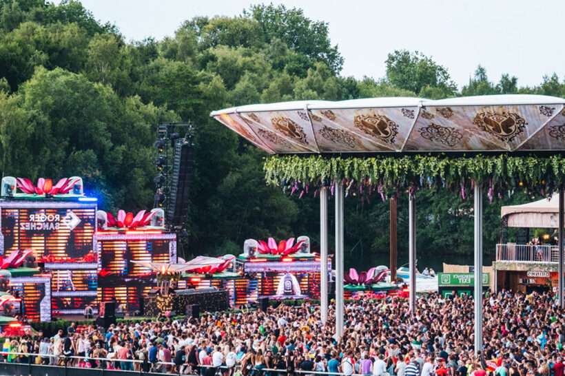 Neptunus-Salacia-Tomorrowland-Boom-Festival-structure