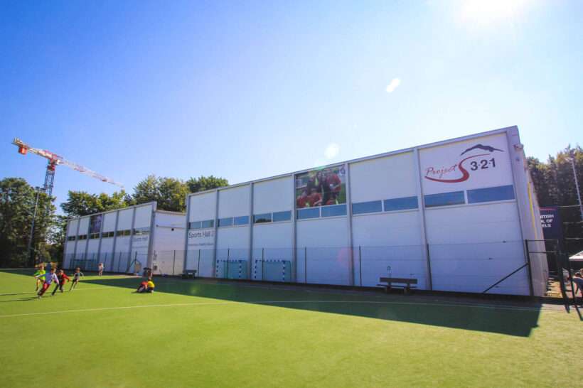 Neptunus-Evolution-Britisch-School-of-Brussels-temporary-sports-hall