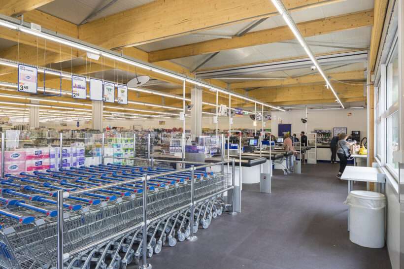 Neptunus-Flexolution-Action-Haarlem-tijdelijke-supermarkt