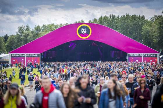 Neptunus Alure Globe Giant Pinkpop Landgraaf Brightlands Stage Festival tent