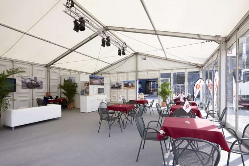 Neptunus-Aluhal-temporary-restaurant-emergency-space